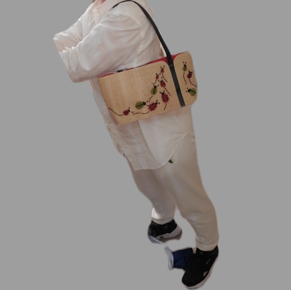 NATURAL STRAW PURSE HANDBAG BEADING MEDIUM MADE IN PHILIPPINES NWOT - Picture 2 of 16